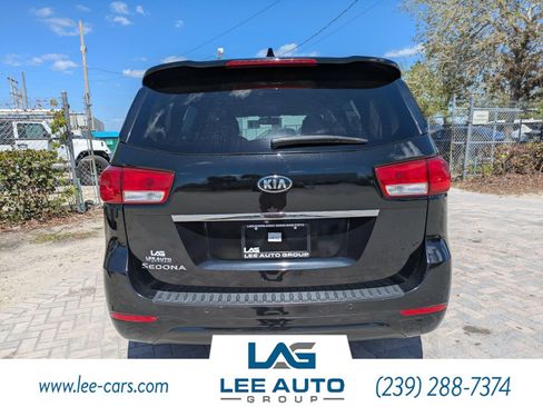 Used 2015 Kia Sedona EX w/ EX Premium Package image 4