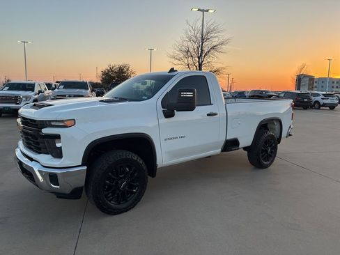 Used 2025 Chevrolet Silverado 2500 W/T w/ WT/CX Safety Package image 1