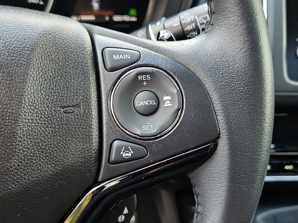 Used 2021 Honda HR-V EX-L image 24
