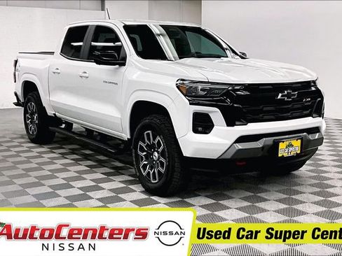 Used 2023 Chevrolet Colorado Z71 w/ Z71 Convenience Package 2 image 1