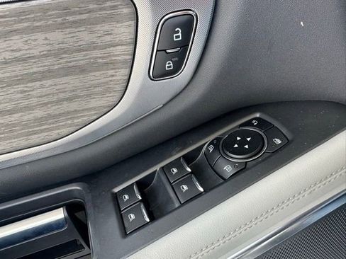 Used 2025 Ford Expedition Max Platinum w/ Driver's Package AWD/4WD image 30