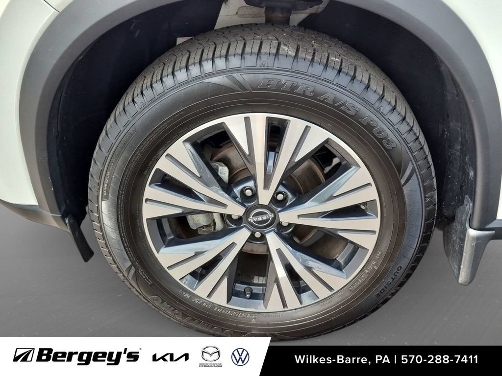 Used 2023 Nissan Rogue SV w/ SV Premium B Package AWD/4WD image 11
