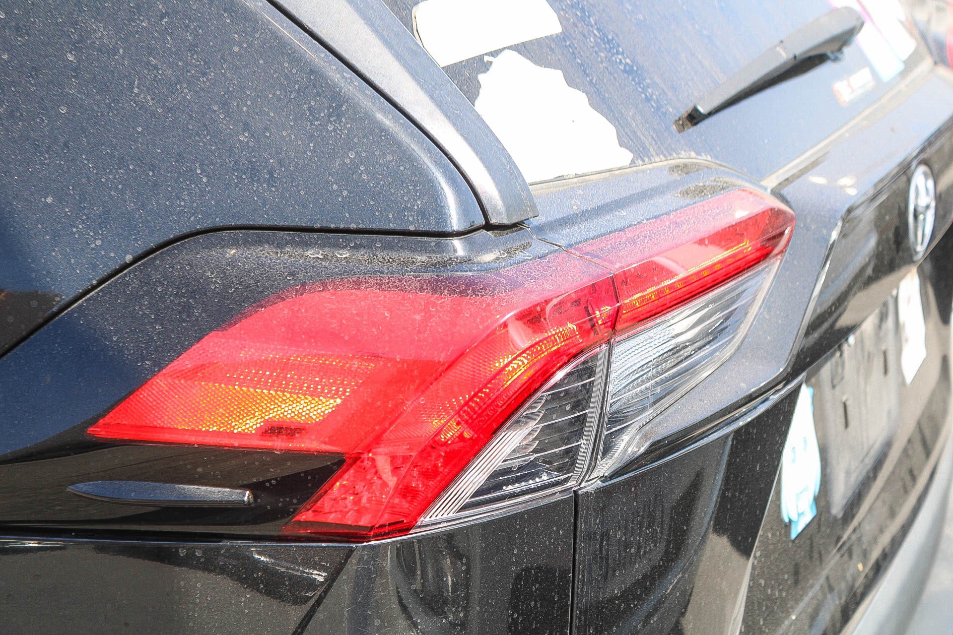 Used 2021 Toyota RAV4 XLE FWD image 9