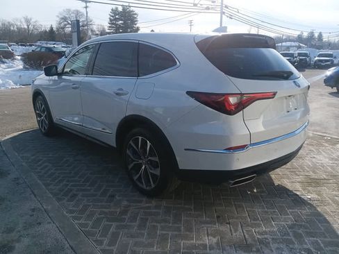 Used 2023 Acura MDX SH-AWD w/ Technology Package image 4