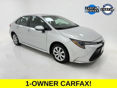 Used 2025 Toyota Corolla LE FWD image 1