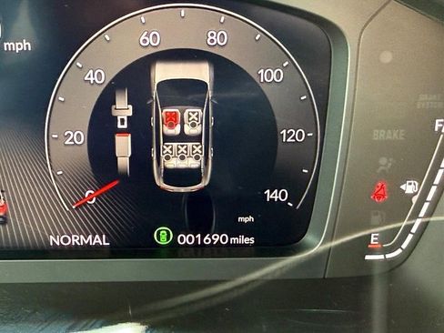 Certified 2025 Acura ADX A-Spec image 22