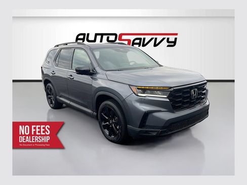 Used 2025 Honda Pilot Black Edition image 1