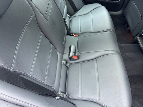 Used 2024 Mercedes-Benz C 300 Sedan image 47