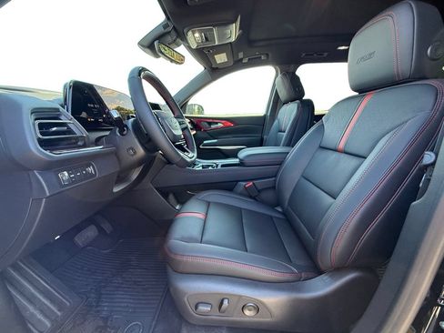 New 2026 Chevrolet Traverse RS AWD/4WD image 9