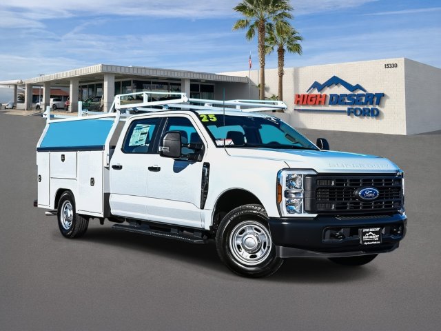 New 2025 Ford F250 XL w/ XL Driver Assist Package RWD image 1