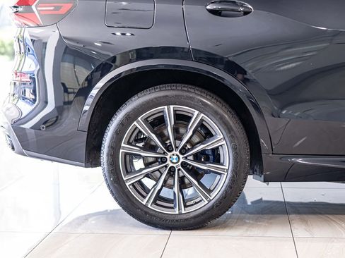 Used 2024 BMW X5 xDrive40i AWD/4WD image 11