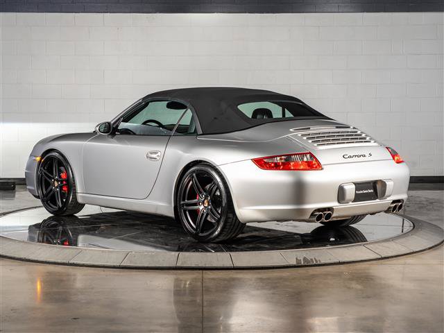 Used 2005 Porsche 911 Carrera S RWD image 13