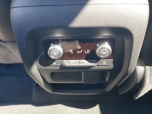 New 2026 GMC Acadia Denali w/ Super Cruise Package FWD image 22