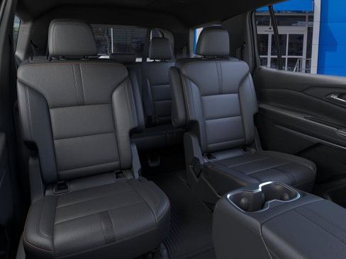 New 2026 Chevrolet Traverse High Country w/ LPO, Floor Liner Package FWD image 17