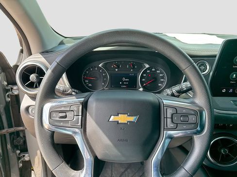Used 2025 Chevrolet Blazer LT w/ Redline Edition FWD image 13