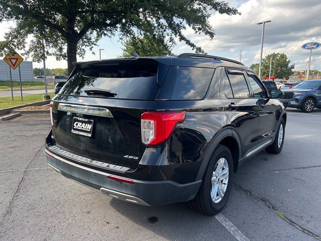 Used 2021 Ford Explorer XLT w/ Equipment Group 202A AWD/4WD image 6