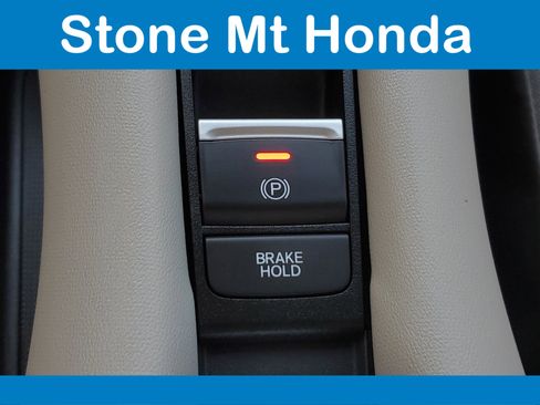 Used 2025 Honda HR-V LX image 30