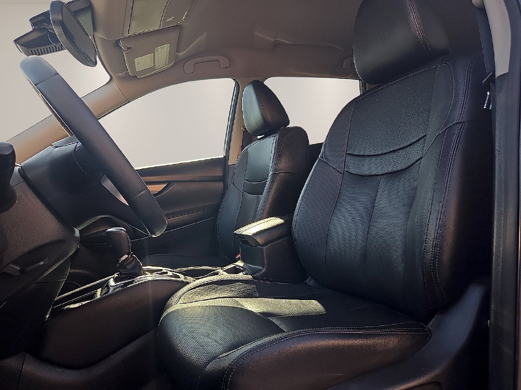 Used 2019 Nissan Rogue SL FWD image 13