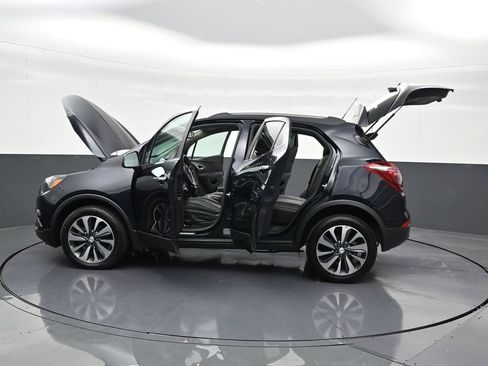 Used 2022 Buick Encore Preferred w/ Safety Package image 34