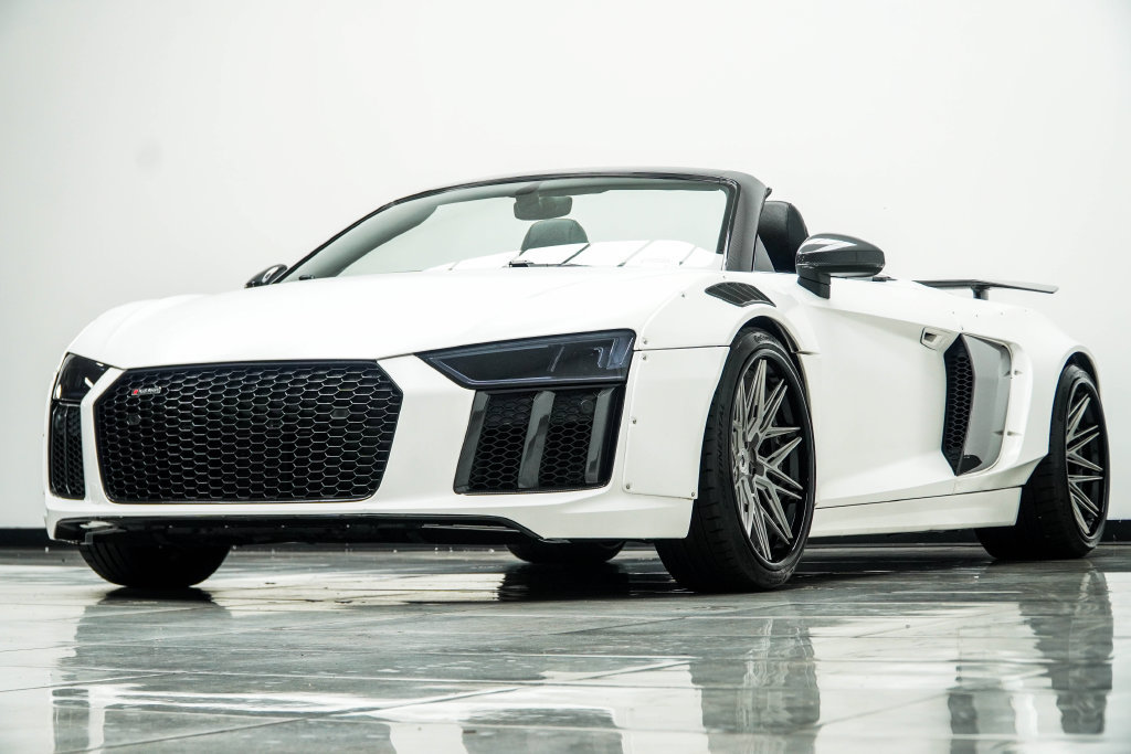 Used 2018 Audi R8 V10 AWD/4WD image 19