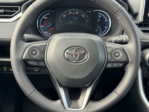 Certified 2024 Toyota Tacoma SR image 26