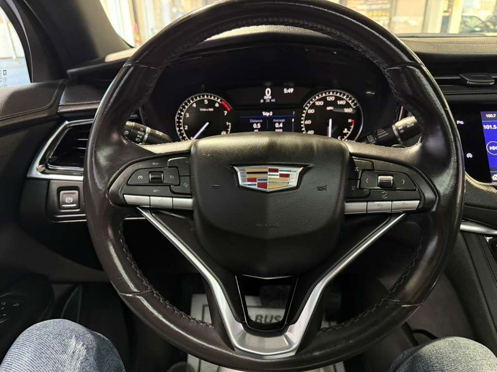 Used 2021 Cadillac XT6 Luxury FWD image 11