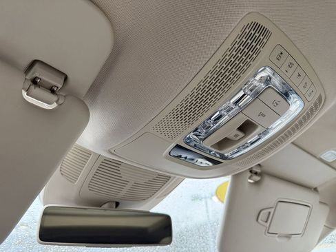 Used 2020 Mercedes-Benz GLE 450 4MATIC image 33