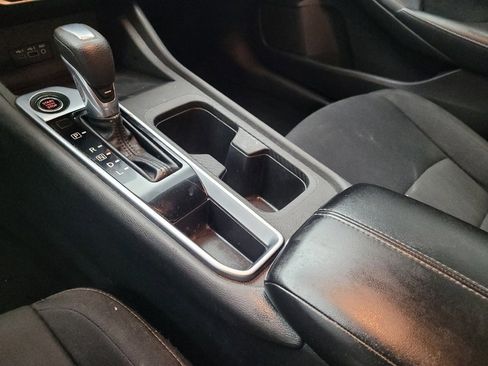 Used 2021 Nissan Sentra SV image 26