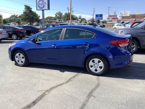 Used 2017 Kia Forte LX FWD image 16