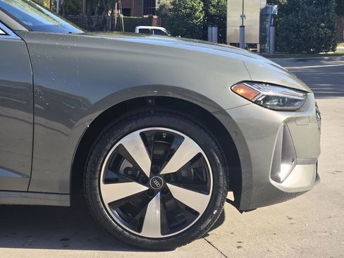 New 2025 Audi A5 2.0T Prestige image 11