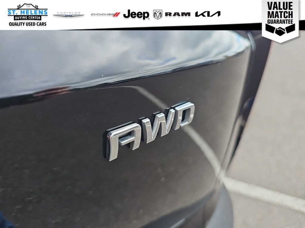 Used 2024 Chevrolet Blazer EV LT AWD/4WD image 33