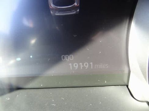 Used 2023 Toyota Highlander XSE image 7