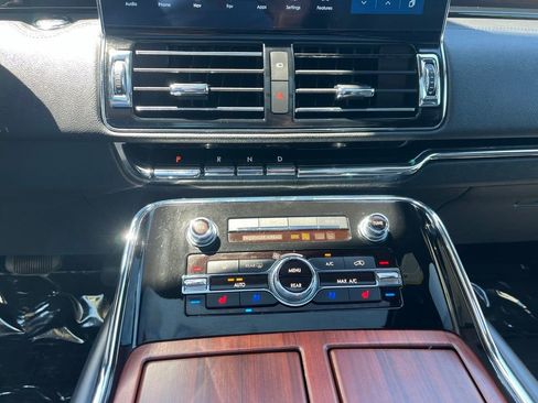 Certified 2022 Lincoln Navigator L Reserve AWD/4WD image 34