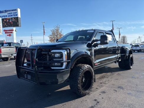 Certified 2023 Ford F450 Lariat w/ Lariat Ultimate Package image 4