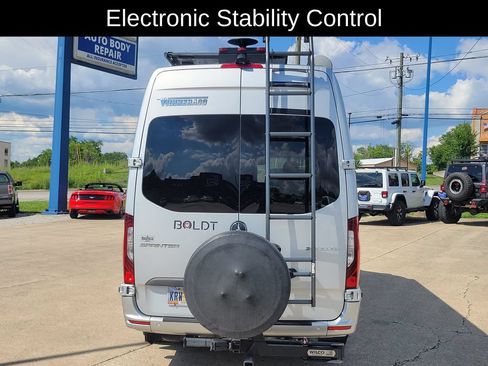 Used 2019 Mercedes-Benz Sprinter 170 image 5