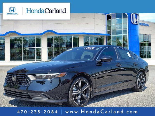 Used 2024 Honda Accord Sport image 1