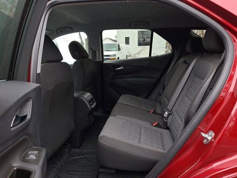 Used 2023 Chevrolet Equinox LT w/ LPO, Floor Liner Package image 10