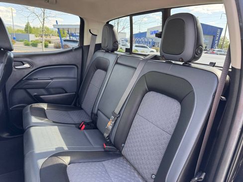 Used 2020 Chevrolet Colorado Z71 AWD/4WD image 24