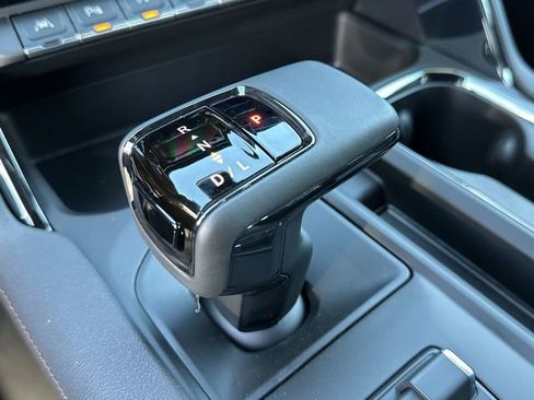 New 2026 GMC Sierra 1500 AT4 w/ AT4 Premium Package AWD/4WD image 16
