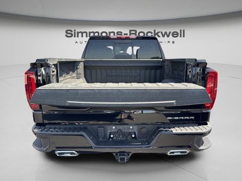 Used 2024 GMC Sierra 1500 Denali w/ Denali Reserve Package AWD/4WD image 8