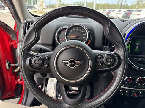 Used 2020 MINI Cooper Countryman S w/ Premium Package image 29