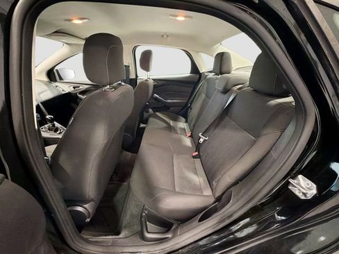 Used 2015 Ford Focus S image 19