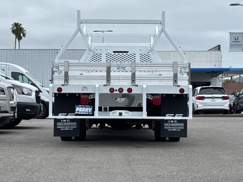 New 2025 Ford F550 4x4 Crew Cab Super Duty image 4