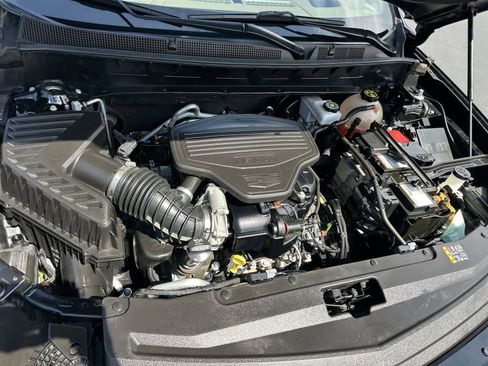 Used 2020 Cadillac XT6 Sport w/ Platinum Package image 9