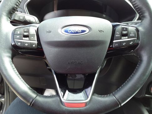 Used 2021 Ford Escape SEL image 15
