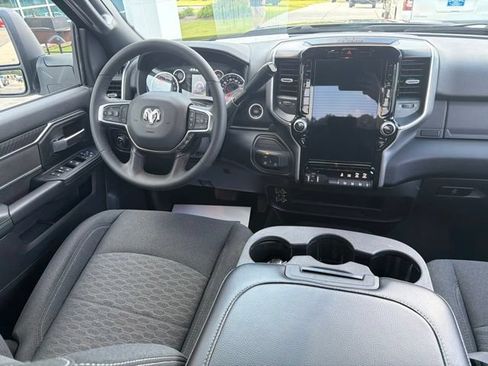 Used 2026 RAM 2500 Big Horn AWD/4WD image 15