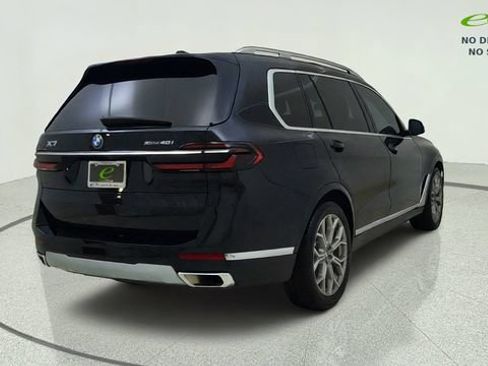 Used 2025 BMW X7 xDrive40i w/ Premium Package AWD/4WD image 6