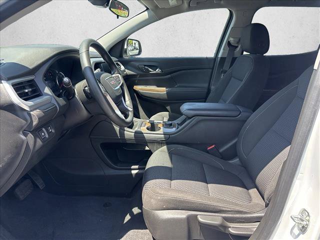 Used 2023 GMC Acadia SLE FWD image 10