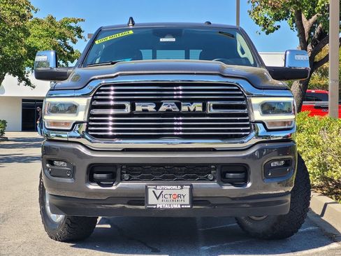 Used 2024 RAM 2500 Laramie w/ Safety Group AWD/4WD image 2