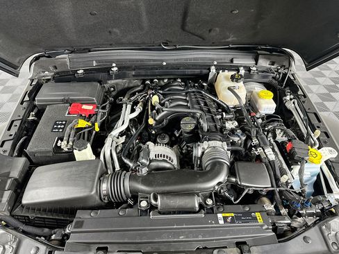 Used 2022 Jeep Wrangler Sport S image 31